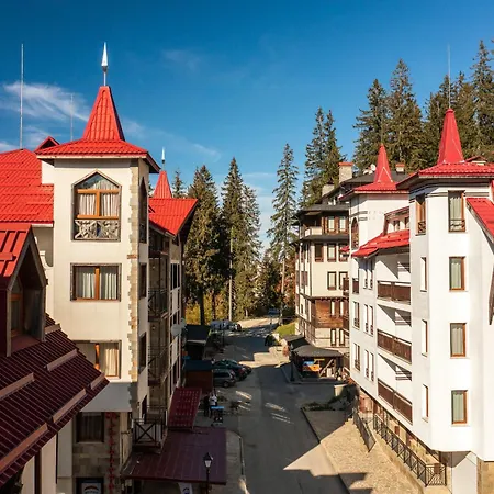 Line Retreat At The Castle Пампорово